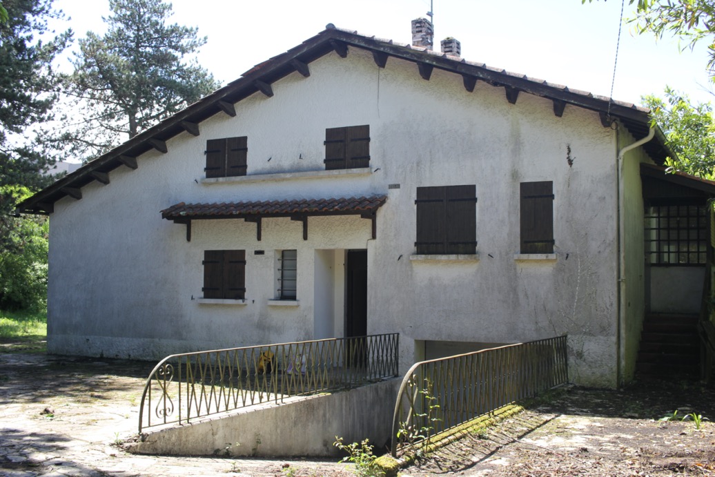 Clôture -fer forgé