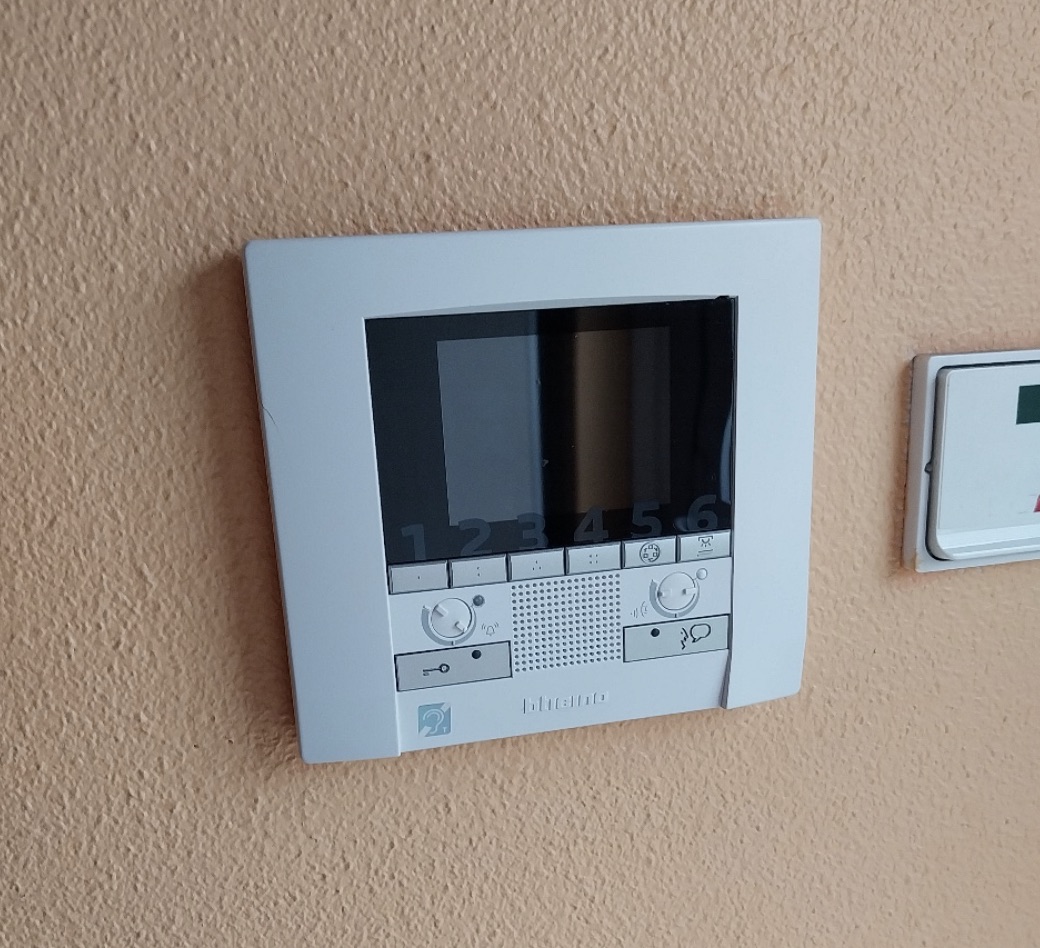 Interphone